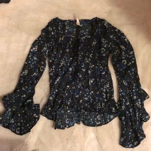 Raga size small blouse